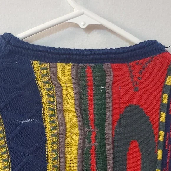 Men’s Koto Urban Outfitters Coogie Type Textured Knit Sweater Size XS Red Blue - Picture 9 of 14